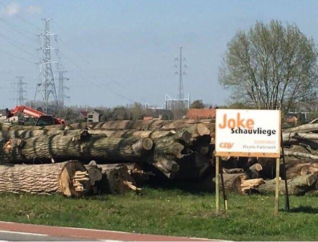 Hilariteit om misplaatst verkiezingsbord van Joke Schauvliege