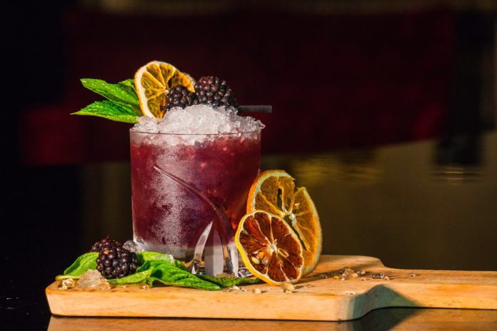 Drie alcoholvrije cocktails om van te genieten in de zon