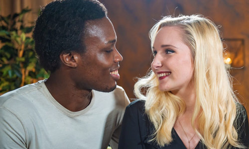 Laura openhartig: “Roger en ik zijn geen koppel meer” (video)