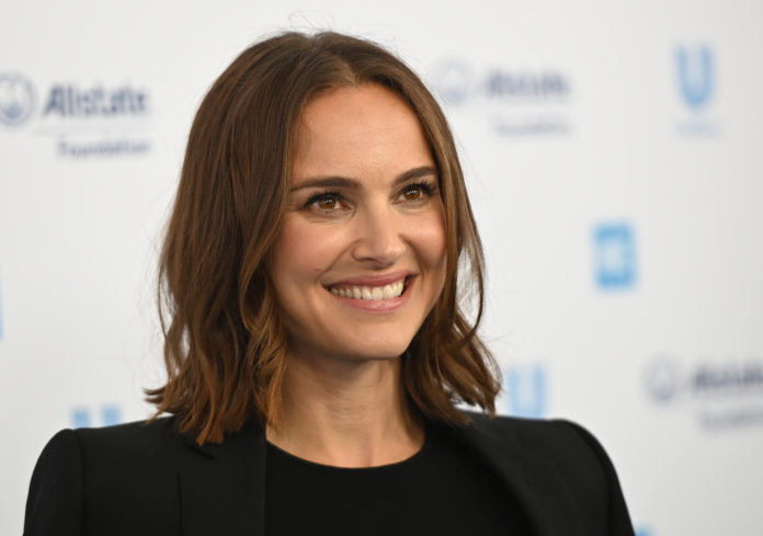 Wereldberoemde actrice Natalie Portman in Antwerpen gespot