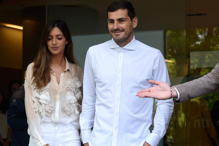 Nieuwe klap voor Iker Casillas: vrouw getroffen door kanker