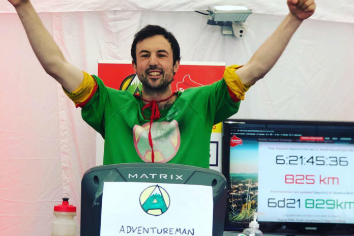 Brit loopt wereldrecord van 827 kilometer op loopband