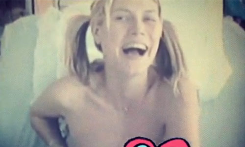 Heidi Klum deelt filmpje waarop ze borstvoeding geeft: “Ik voel me zo gezegend” (video’s)