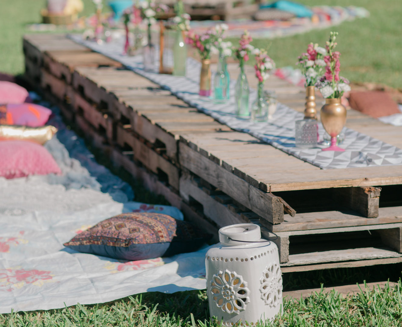 Zo geef je een sprookjesachtig tuinfeest