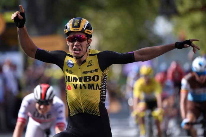 Fenomenale Wout van Aert sprint naar ritzege in Ronde van Frankrijk