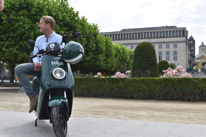 Parkhoppen met de elektrische deelscooter in Brussel