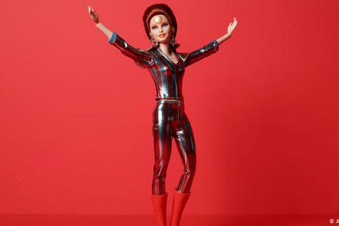 Mattel pakt uit met Ziggy Stardust-pop