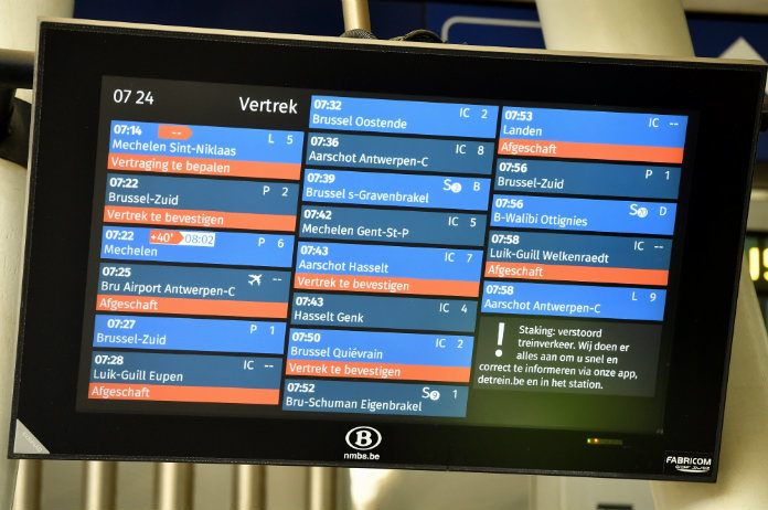Treinbegeleiders gaan zaterdag staken: veel hinder verwacht op het spoor
