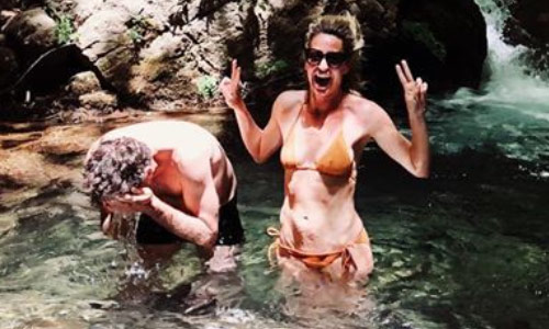 Cath Luyten bibbert in bikini, Heidi Van Tielen reageert op vraag van voetfetisjisten en Lize Feryn doet een ‘Baywatch’ke’ (foto’s)