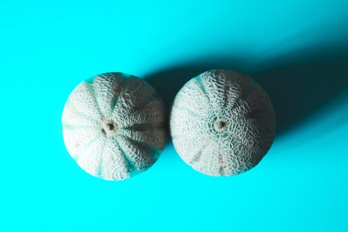 Dit is volgens reviews de beste bralette voor grote boezems