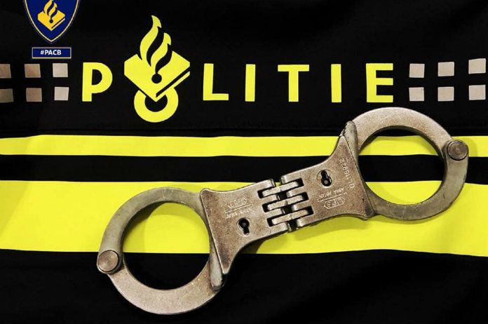 Man toont mishandeling kind live op Facebook