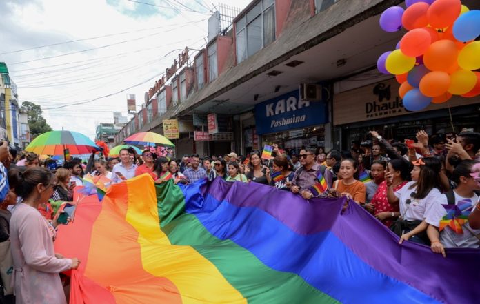 Dit zijn de slechtste EU-landen om homo te zijn