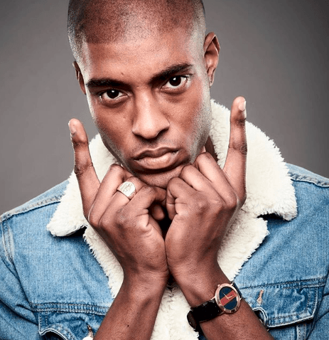 Meest succesvolle man op Tinder verklapt zijn geheim