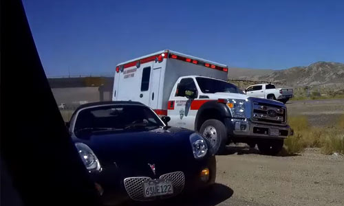 Ambulancier heeft het volledig gehad met automobilisten die onterecht pechstrook gebruiken (video)