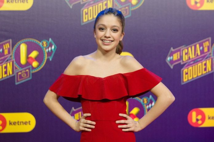 Zita Wauters brengt op 14-jarige leeftijd kledinglijn uit