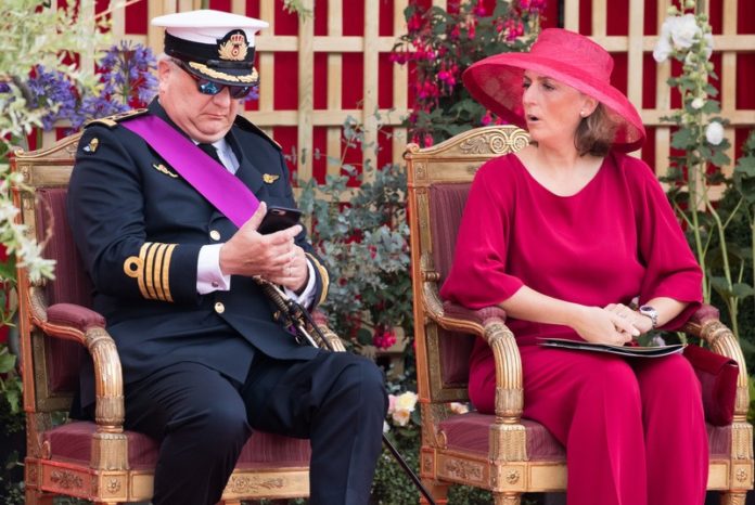 Prins Laurent over zijn jeugd: “Filip kreeg alle aandacht en kansen”