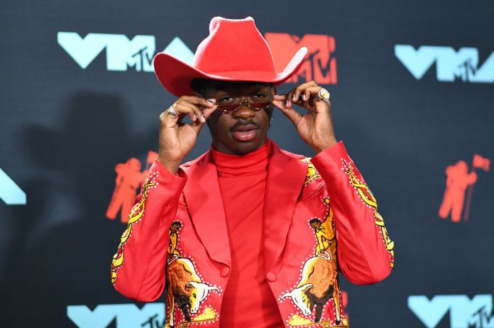 Lil Nas X hangt cowboyhoed (voorlopig) aan de haak