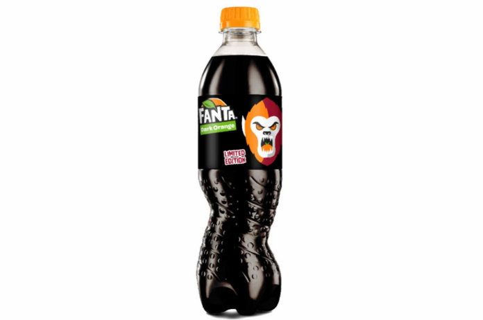Fanta lanceert pikzwarte fanta voor Halloween