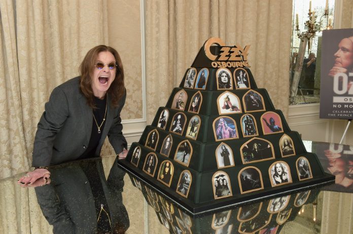 Ozzy Osbourne na nekoperatie weer aan de beter hand