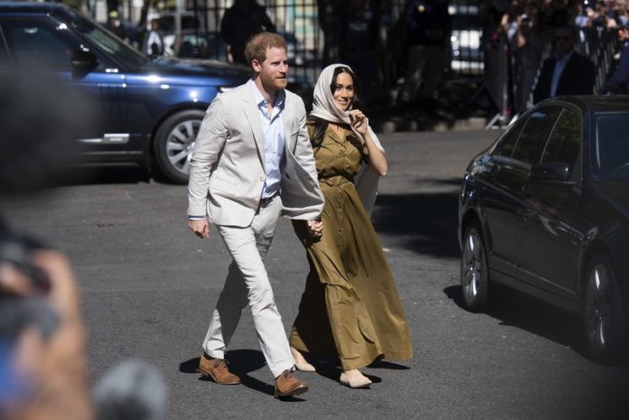 Harry en Meghan dagen tabloid voor de rechter