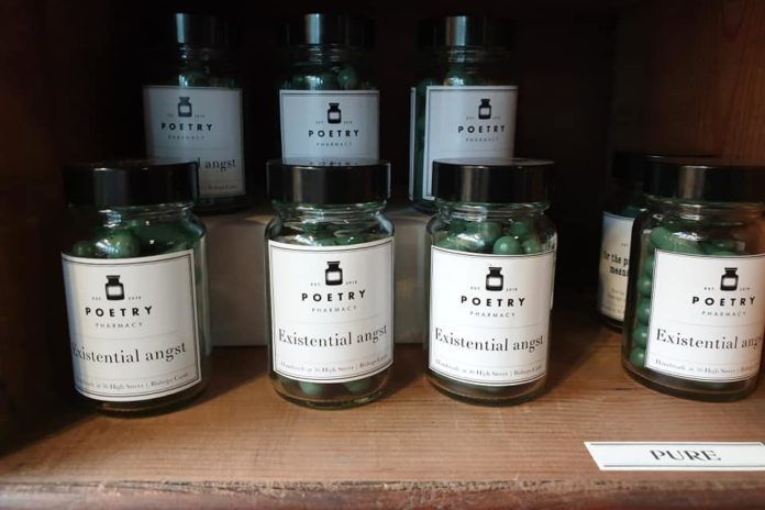 Britse apotheek geneest je met poëzie