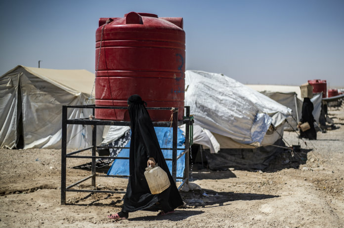 Opnieuw IS-weduwe ontsnapt uit kamp Al-Hol en onderweg naar België