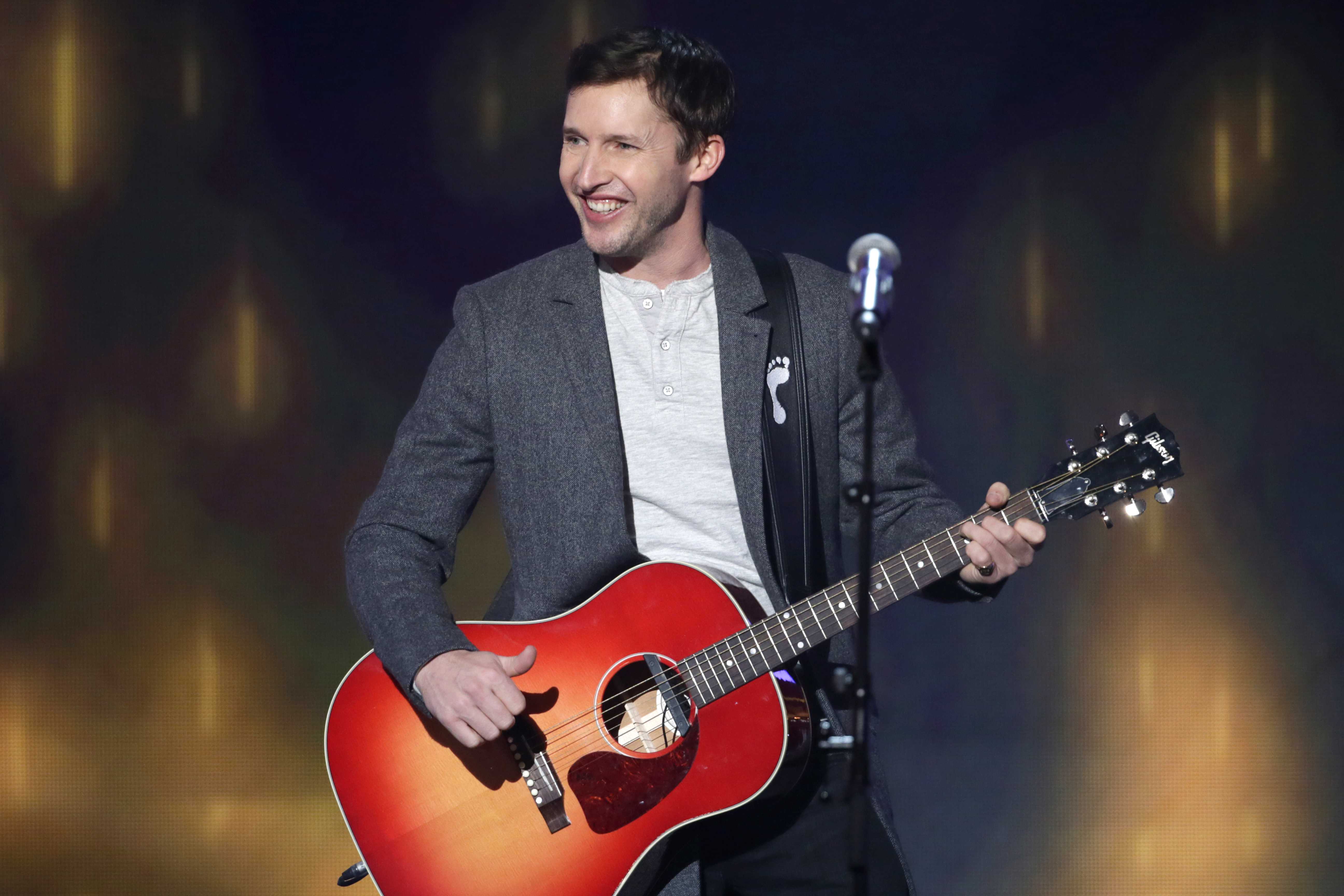 Twee fans willen nier afstaan aan zieke vader van James Blunt