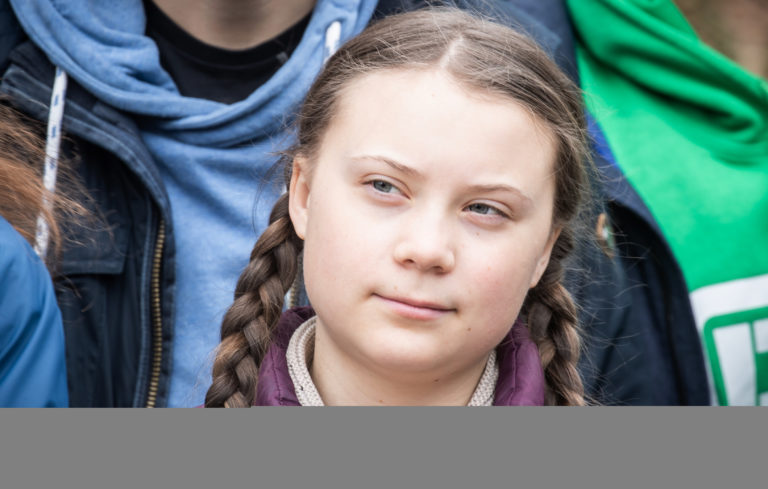 Greta Thunberg krijgt ezel cadeau om reis naar klimaattop verder te zetten