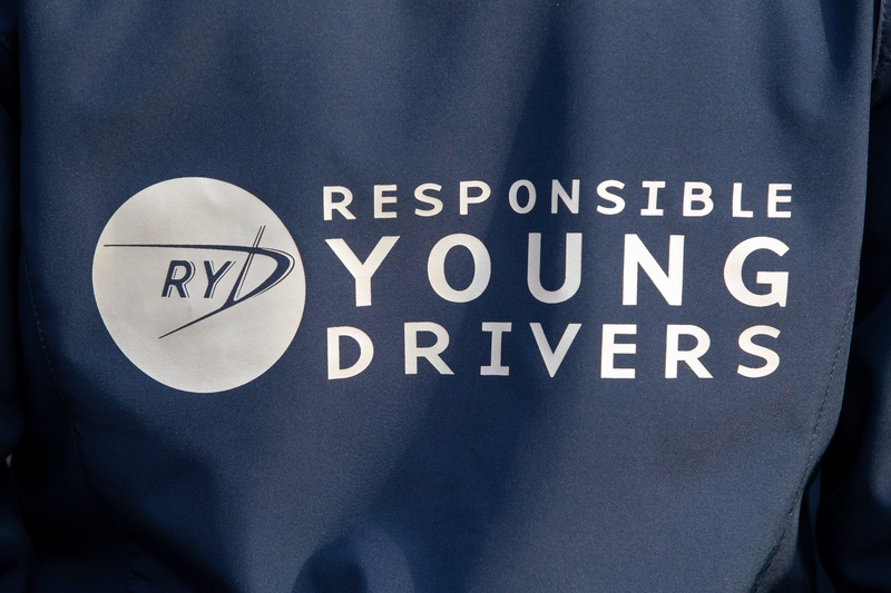 Responsible Young Drivers zetten elektrische auto’s in op oudejaarsnacht