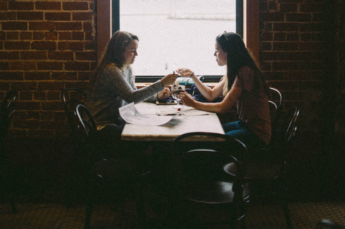 Dit doe je best niet op je eerste date