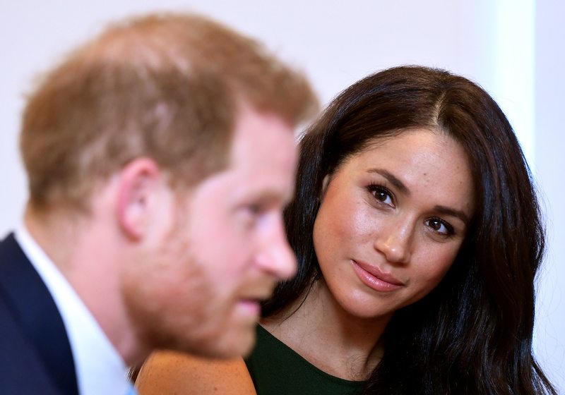 Britse prins Harry en zijn vrouw Meghan zetten stap opzij als vooraanstaande royals