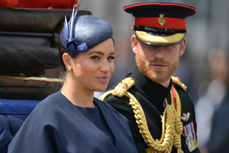 Harry en Meghan moeten 2,4 miljoen pond aan overheid terugbetalen