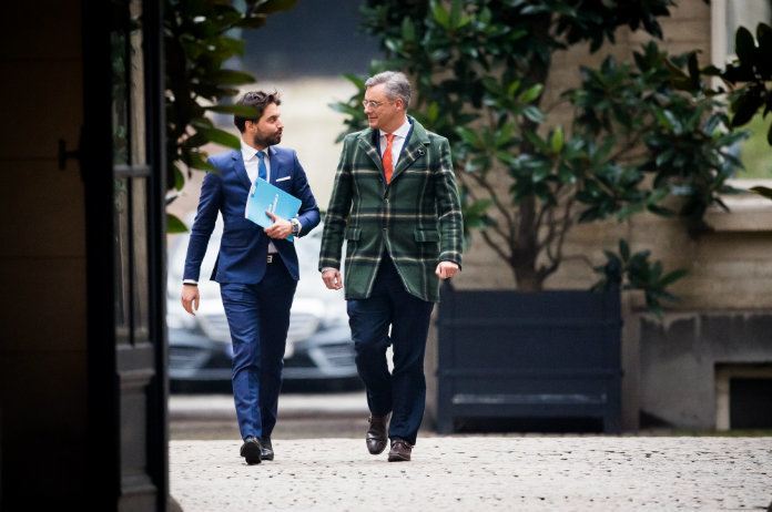 Informateurs zoeken voort wat mogelijk is