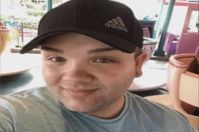 BIZAR. Grindr-moordenaar vermoordt ‘Kevin Bacon’ en eet zijn ballen op