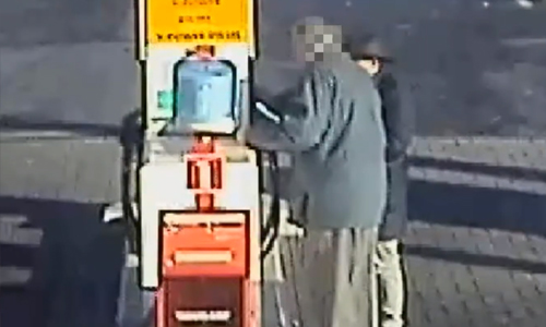 OPSPORING: Met dit smoesje werd een man (67) aan tankstation in Gent opgelicht voor meer dan 9.000 euro! (video)