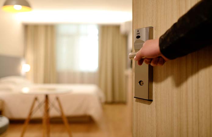 BAH! Dit zijn de vuilste dingen in een hotelkamer