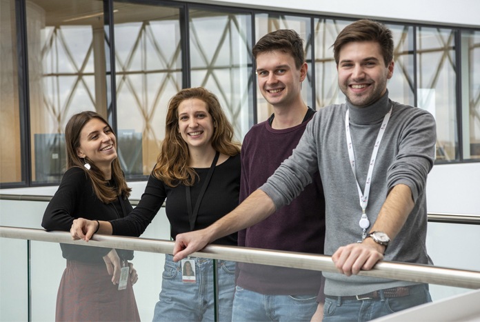 Wie bij Barco werkt, bouwt mee aan de evoluerende maatschappij