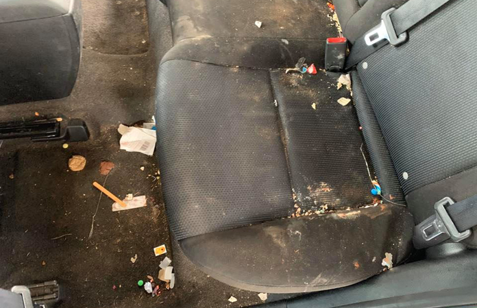 ‘Vuilste auto ter wereld’ wordt eindelijk gekuist. Het resultaat is verbluffend!