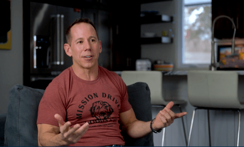 Deze man betaalt je 25.000 dollar om zijn cupido te zijn