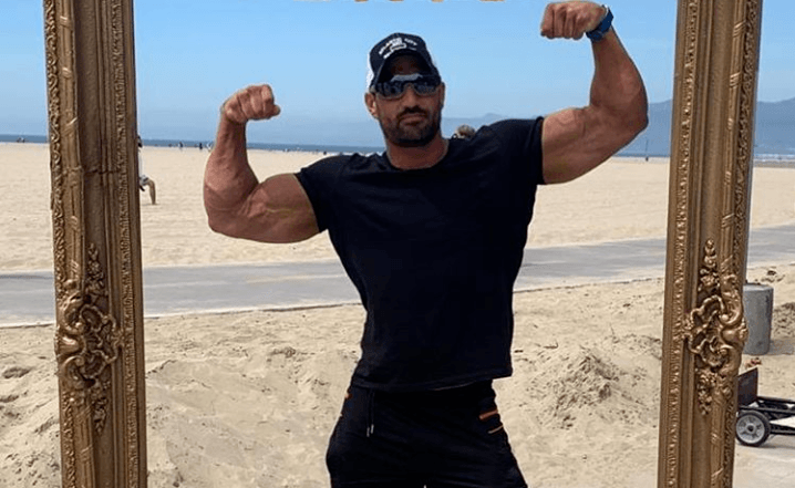 BIZAR. Man ontsnapt tot 10 maal toe aan een extreme dood