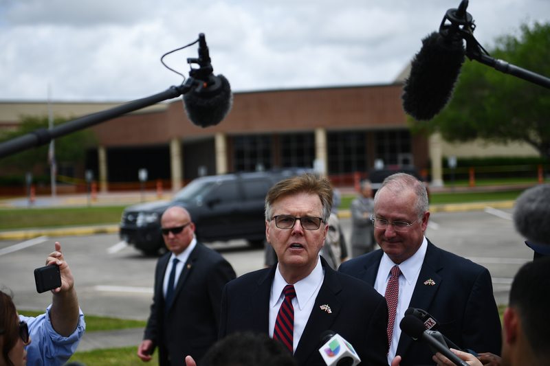 Amerikaanse toppoliticus: “Veel ouderen zijn bereid te sterven om de economie te redden”