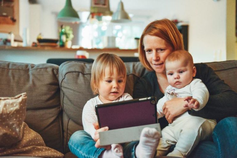 7 leuke activiteiten om nu binnen te doen met je kinderen