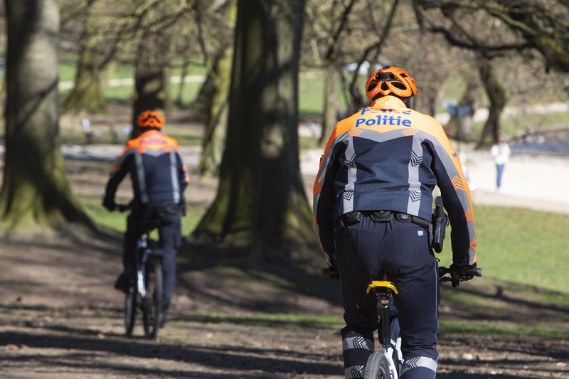 Politie waarschuwt voor nieuw soort oplichters tijdens coronacrisis