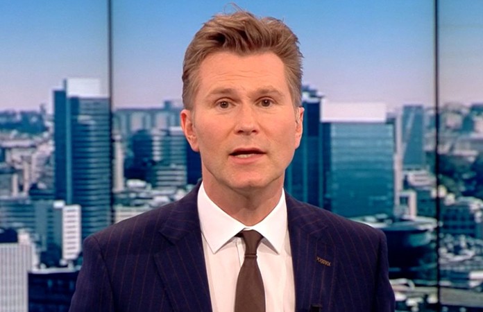 VRT-nieuwsanker Wim De Vilder: “Als ik er wat raar uitzie vanavond, de verklaring is simpel”