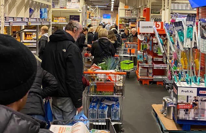 Winkels bestormd door panikerende Vlamingen: “Voorlopig geen stockprobleem”
