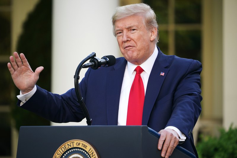 New York Times analyseert briefings van Trump: een en al zelfverheerlijking