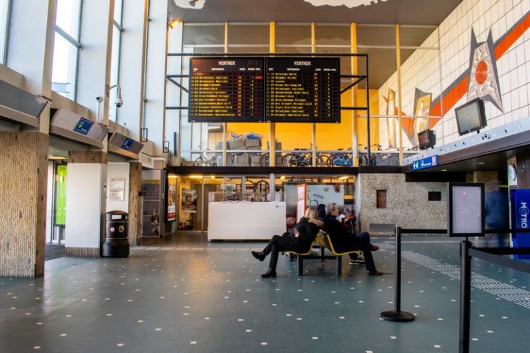 NMBS: “Iedereen zal een mondmasker moeten dragen op de trein”