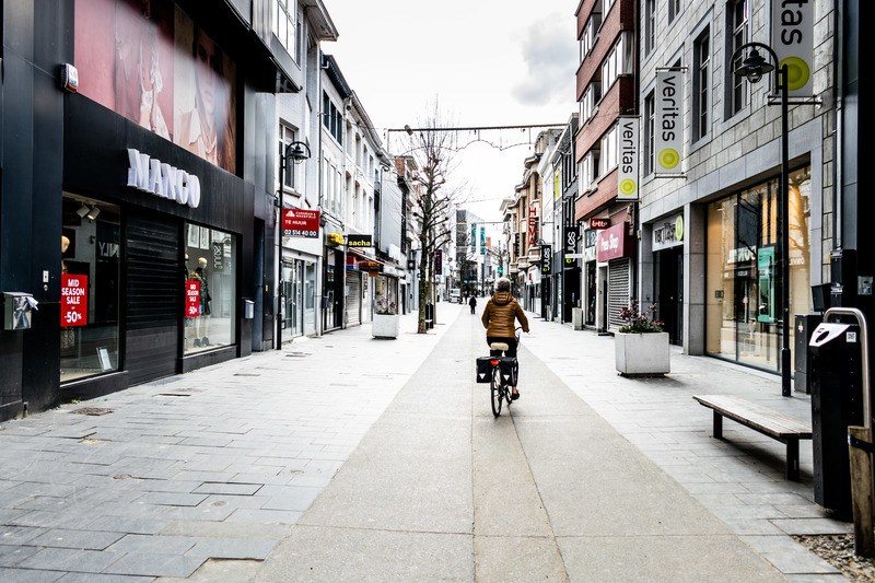 Een derde van de Belgen draagt extra lockdownkilo’s mee