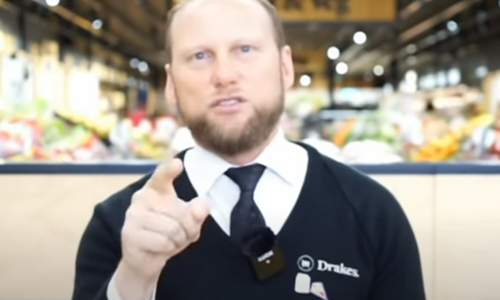 Hamsteraar wil geld terug voor 150 pakken wc-papier en 150 liter zeep. Het antwoord van de winkelmanager? Schitterend! (video)