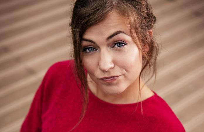 Frances Lefebure voor het eerst op de foto met haar nieuwe vriend